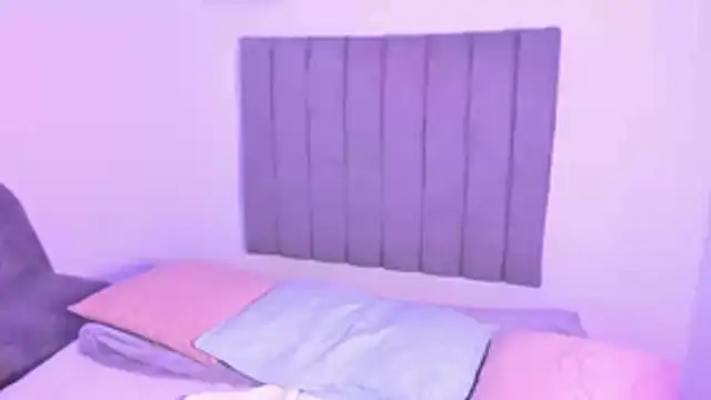 Roxanedewalle webcam