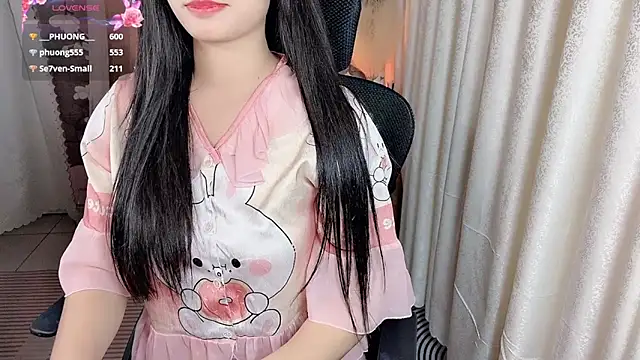 jennie-16 - JENNIE-16's free webcam