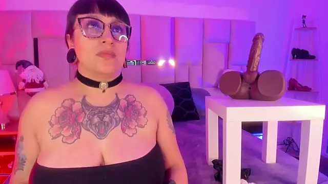 Violett_Sinclair webcam