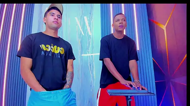 Play_boys_Hot2 webcam