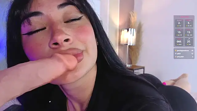 aprildreams19 - Aprildreams19's free webcam