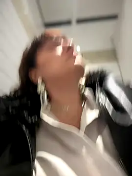 ZhenjaPoledance webcam