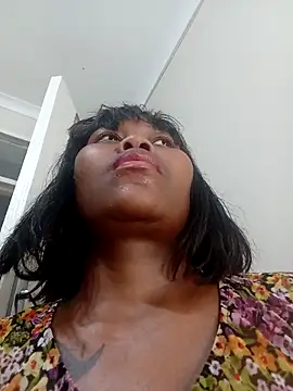 SweetieQueen1 webcam