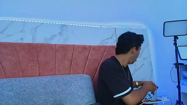 HellAndDante_ webcam