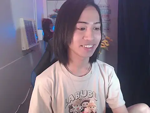 Miracle_TheBrat webcam