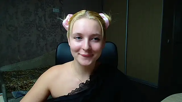 Milka_kiss_ webcam
