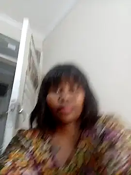 SweetieQueen1 webcam