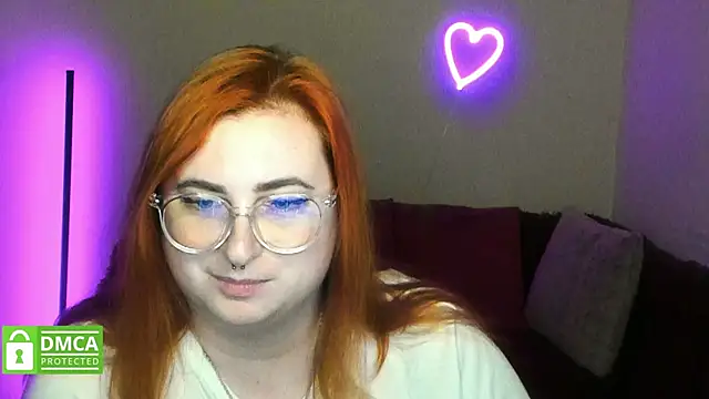 Alicia_love00 webcam