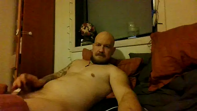 real_viking (Ask my age) - Make me cum again