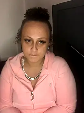 mayawestt - Mayawestt's free webcam