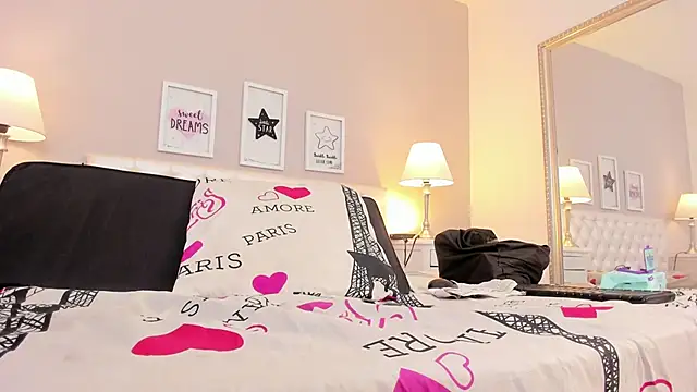 megan_loviitz webcam