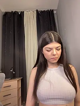 kira_seduce - Kira_seduce's free webcam