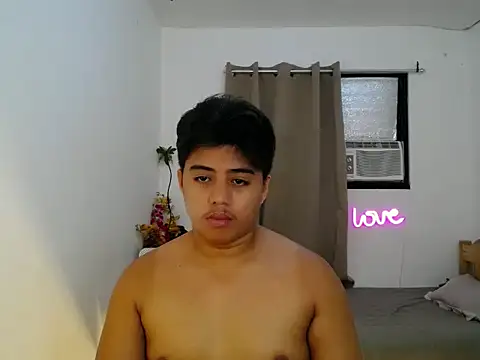 Hugecock2hundle_intown