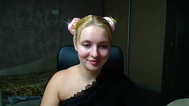 Milka_kiss_ webcam