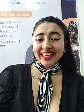 _Sarah-Office1 webcam