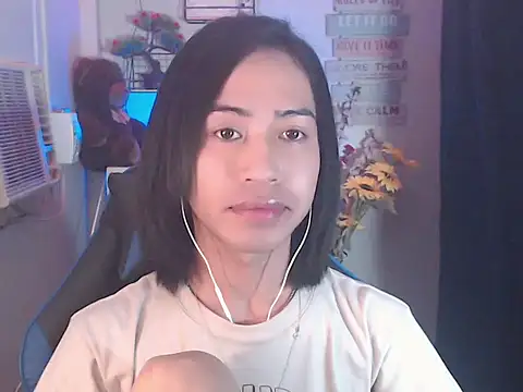 Miracle_TheBrat webcam