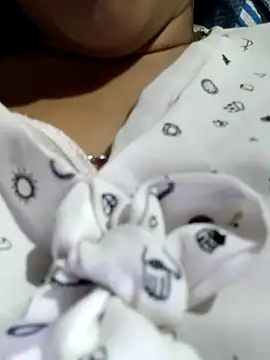 Webcam Model (sana-5)  is live.Free join now!