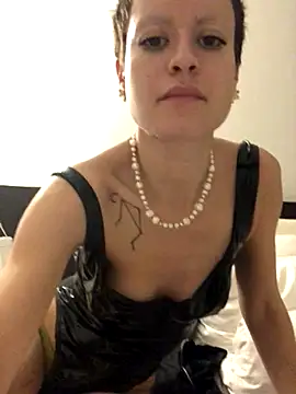 YoungDutchRuby webcam