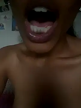 playfulcharmer - Playfulcharmer's free webcam