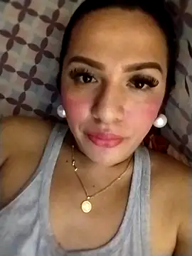 Yourbabyshane webcam