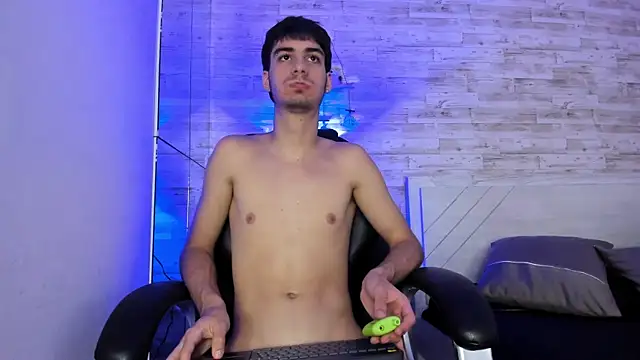 emir_ozan_ - Emir_Ozan_'s free webcam