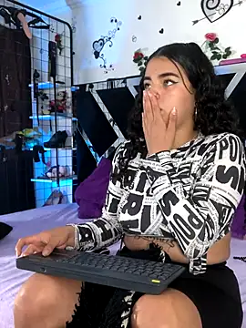 1lovelygirls - 1lovelygirls's free webcam