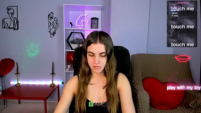 lina_fox12 - Lina_fox12's free webcam