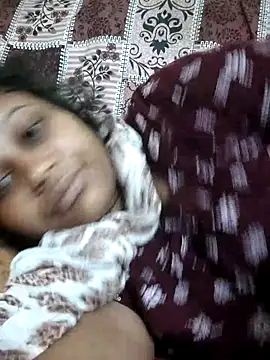 sweetqueen143 webcam