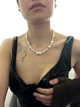 YoungDutchRuby webcam