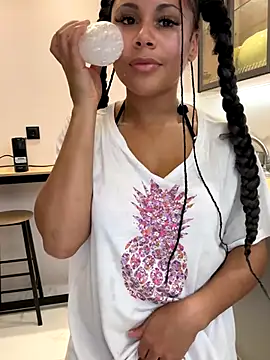 haileydiana (Ask my age) - Ride dildo