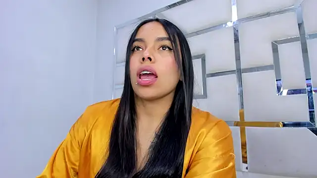 zoewan69 - ZoeWan69's free webcam