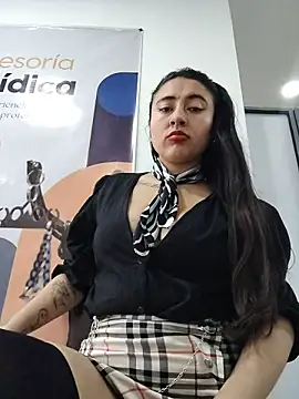 _Sarah-Office1 webcam