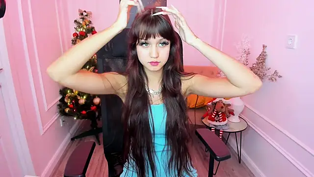 TiffanyYounge webcam