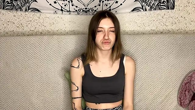  MiriamDongo chat room