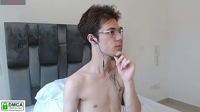 SaccharineSin webcam