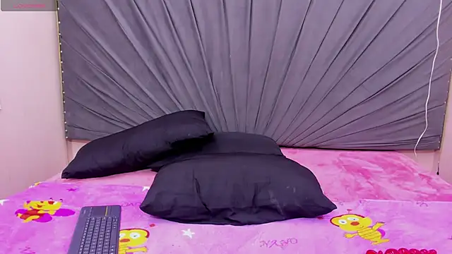 Saray_AssMessy webcam