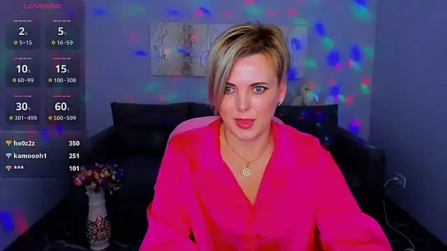 Julia_Wilsone webcam