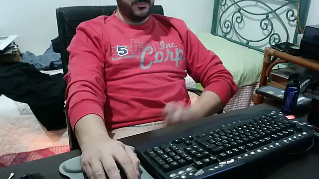 Italian_dark_desire webcam