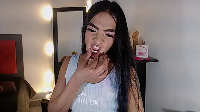 sofiaxdollxxx webcam