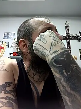 TattooedDick92 webcam