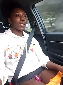 oliviaprettypussy webcam