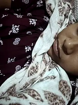 sweetqueen143 webcam