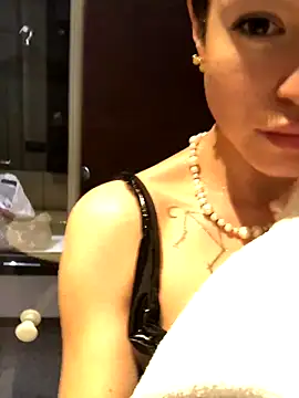 YoungDutchRuby webcam