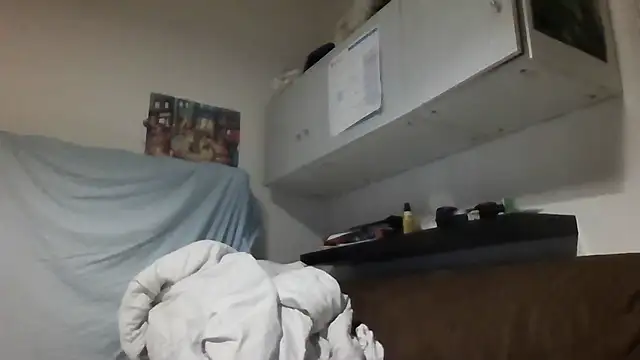 whatYwantMorrre webcam