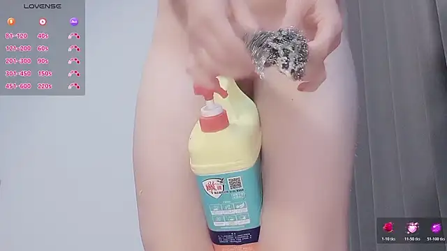 lucky-xiuxiu - Lucky-xiuxiu's free webcam - UK Sex Cams