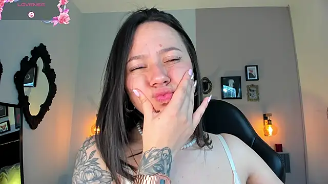 Annie_Petters webcam