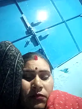 Chinki_pande webcam