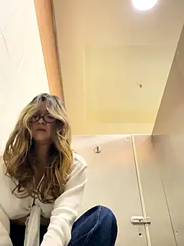 GeorginaBlack webcam