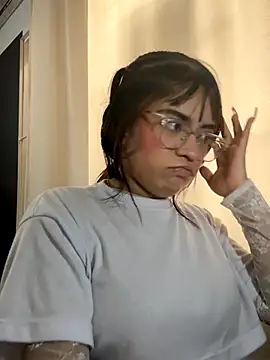 angie_rousse_ webcam