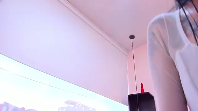 violet_myerrs webcam